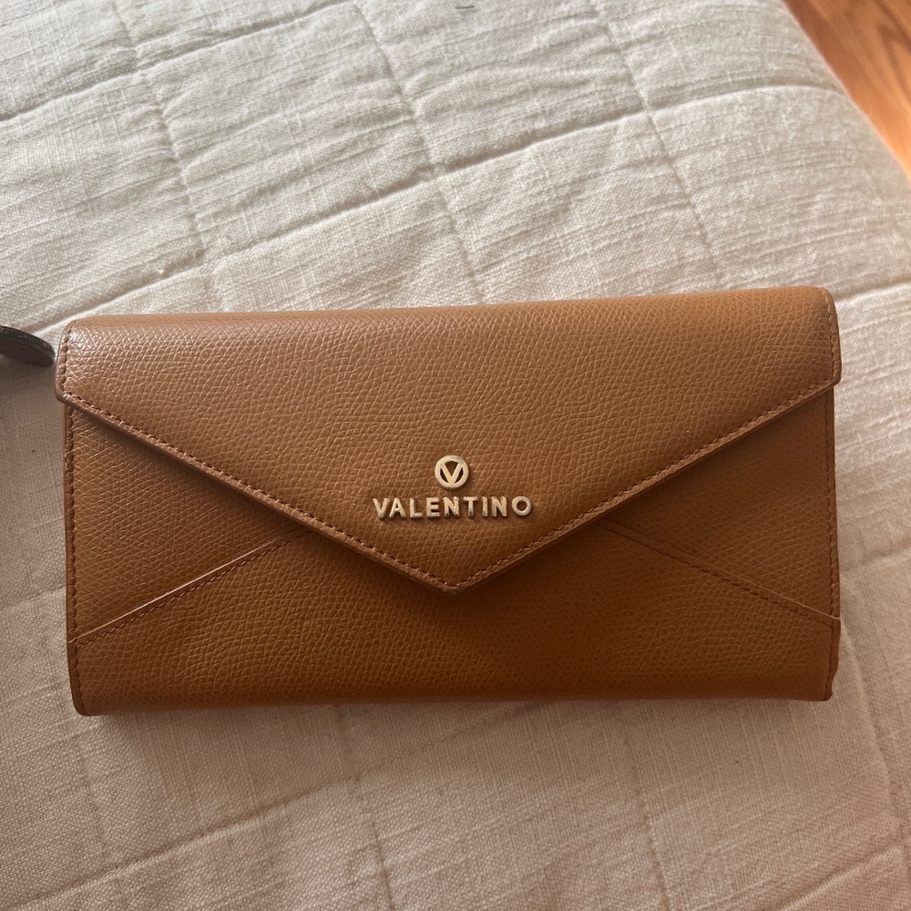 Valentino Wallet